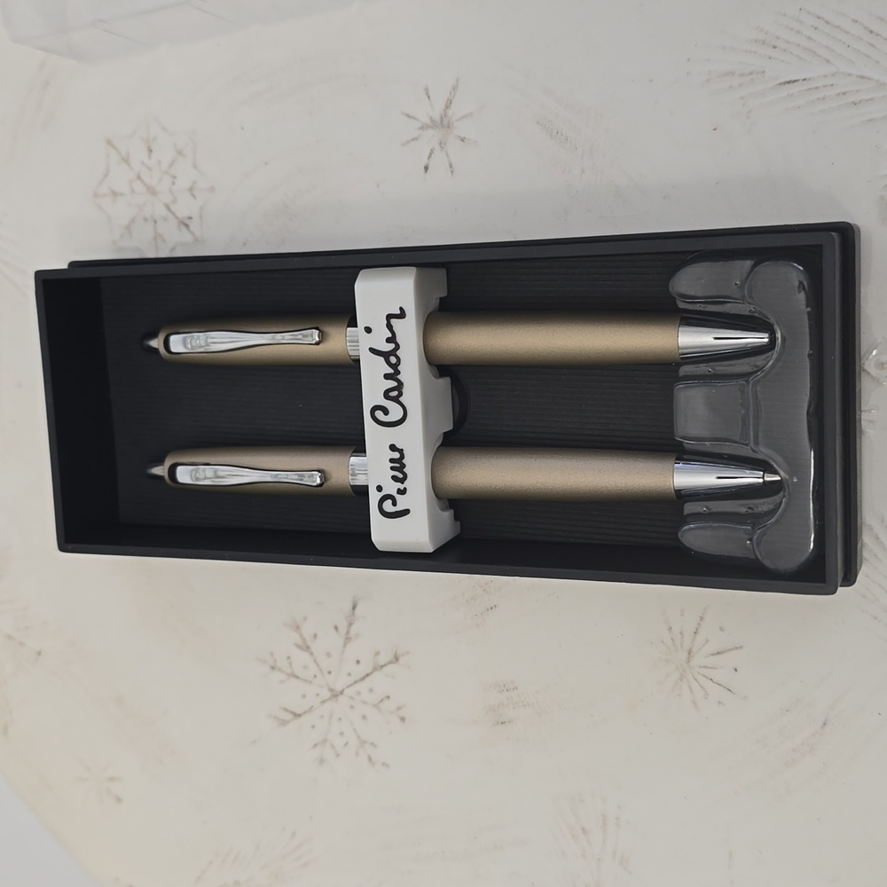 Vintage Pierre Cardin Pen & Pencil Set Sealed In Box Matte Gold Finish Silver